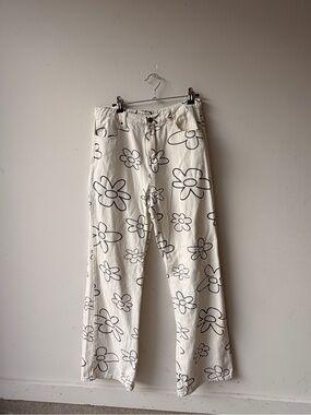 Junior Cream Floral Print  Pants